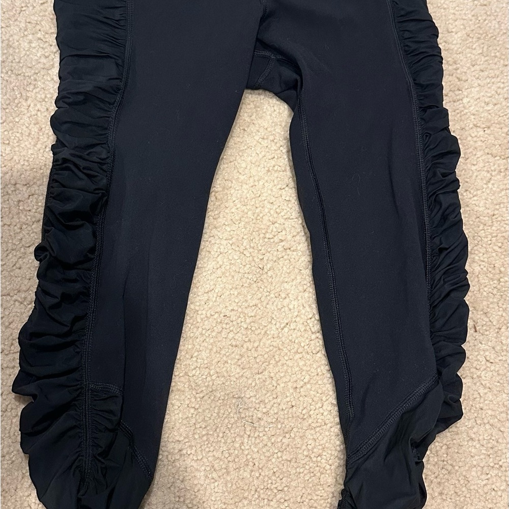 Athleta women’s Black Ruffled Leggings